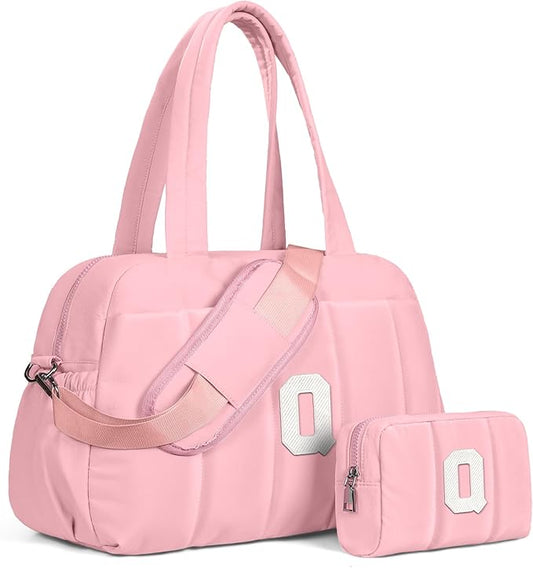 College Gifts for Women, Duffle Bag for Travel, Weekender Bags for Women，Initial Overnight Bag with Wet Pocket，Lightweight Travel Bags Personalized Gym Tote with Makeup Pouch