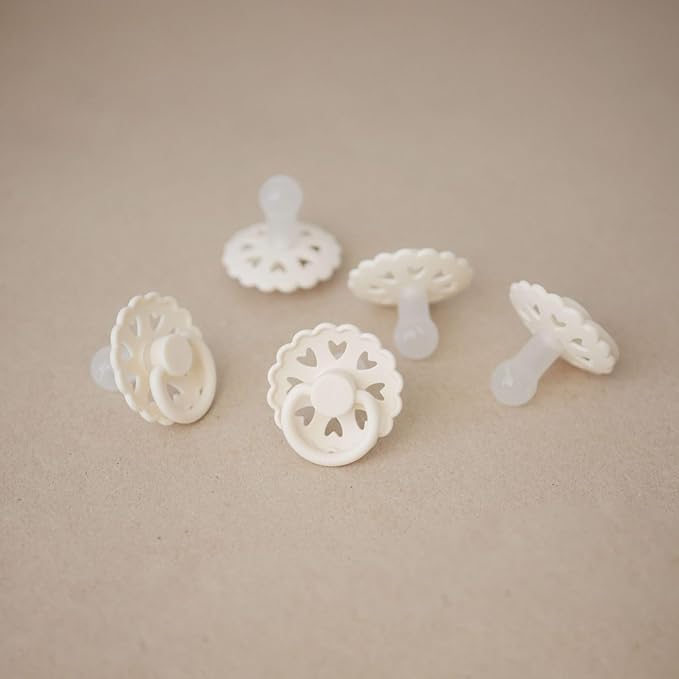 FRIGG Natural Rubber Baby Pacifier 4-Pack Snowflake Dream | Made in Denmark | BPA-Free (6-18 Months)