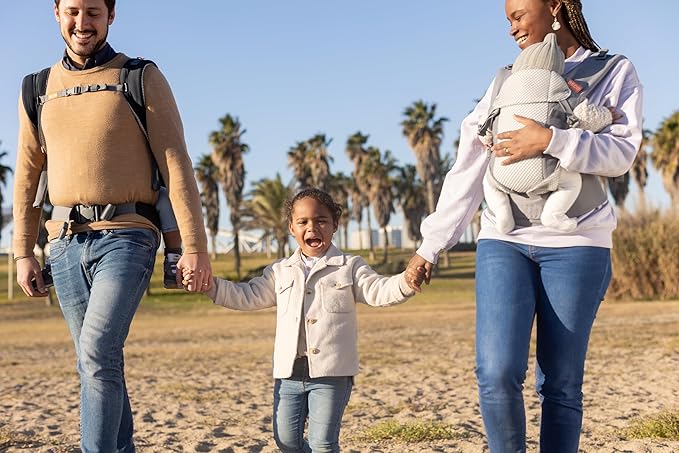 Beco Gemini Baby Carrier from Newborn to Toddler - Certified Ergonomic Newborn Baby Carrier for Infants and Children of 7-35 lbs - M Shape, Adjustable Seat, Breathable 3D Mesh (Cool Dark Grey)