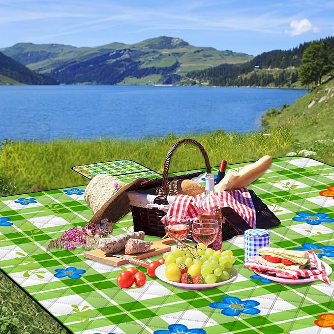 Extra Large Picnic Blanket Waterproof,80"x 80"Foldable Machine Washable Beach Blanket,Outdoor Blanket for 6-8 Adults,Suitable for Indoor Crawling,Park Beach,Camping,Hiking,Family Travel(Green)